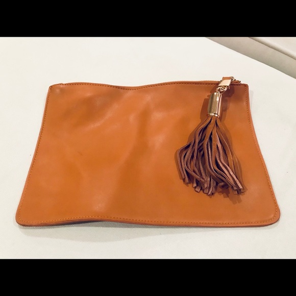 Super Thin Tan Clutch - Picture 1 of 2